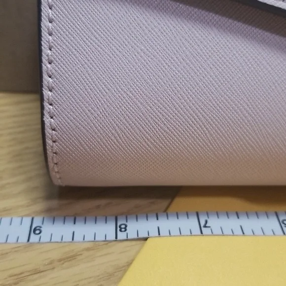 Michael Kors Penelope MD Clutch In Soft Pink NWT - Picture 3 of 11